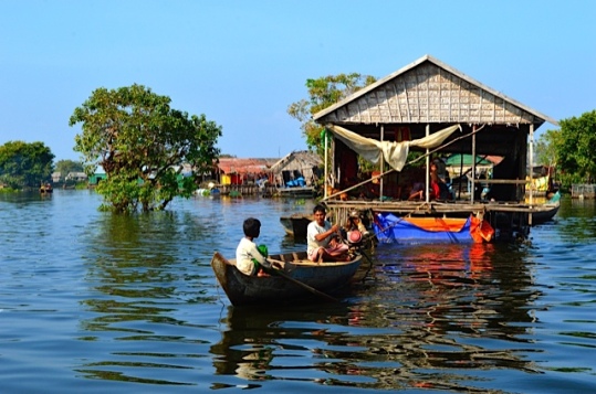 Floating Village, House Moving